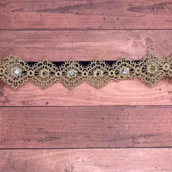 Baby Toddler Headband-Soft Flower Gold Lace Elastic Headband - Picture 2 of 5